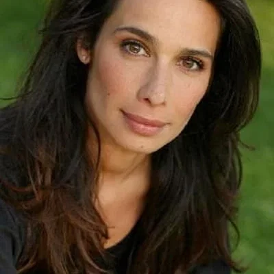  Marie Fugain