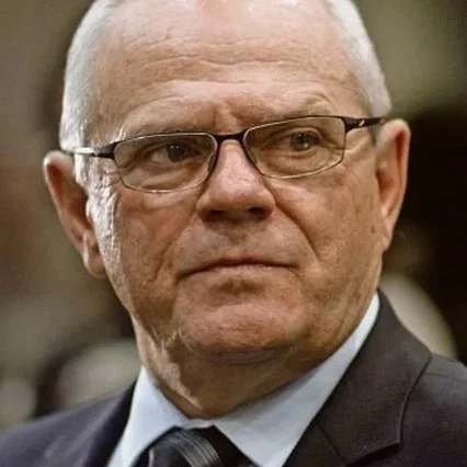  Milan Knazko