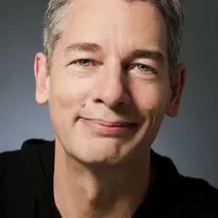  Simon Moore