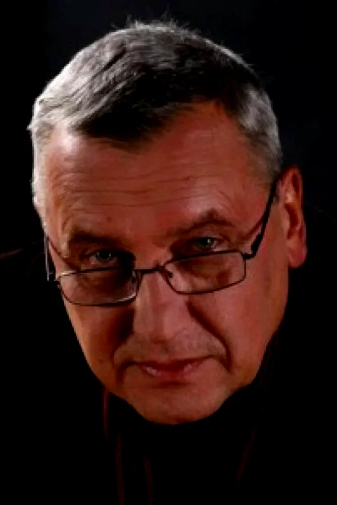  Janusz Kijowski