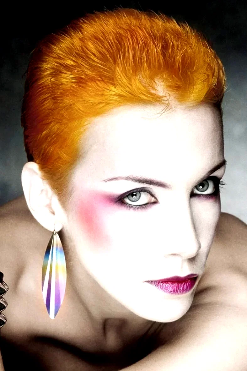  Annie Lennox