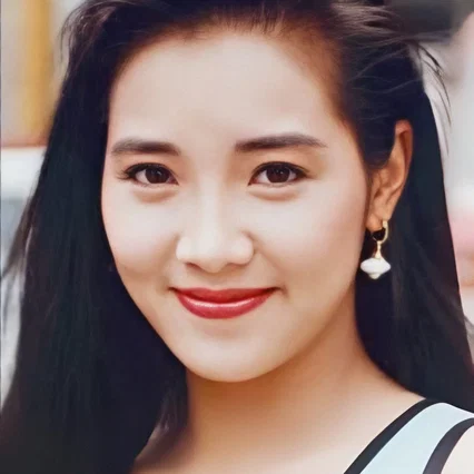  Tiffany Lau Yuk-Ting