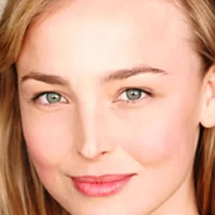  Colombe Jacobsen-Derstine