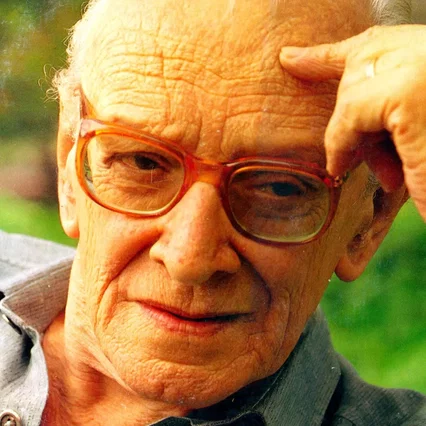  Mario Lago