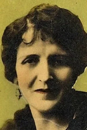 Martha Mattox photo