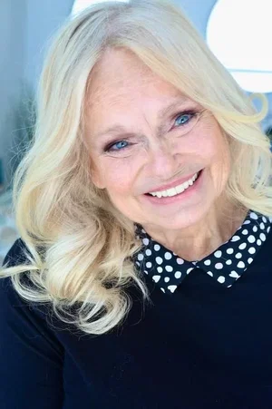  Lynda Day George photo