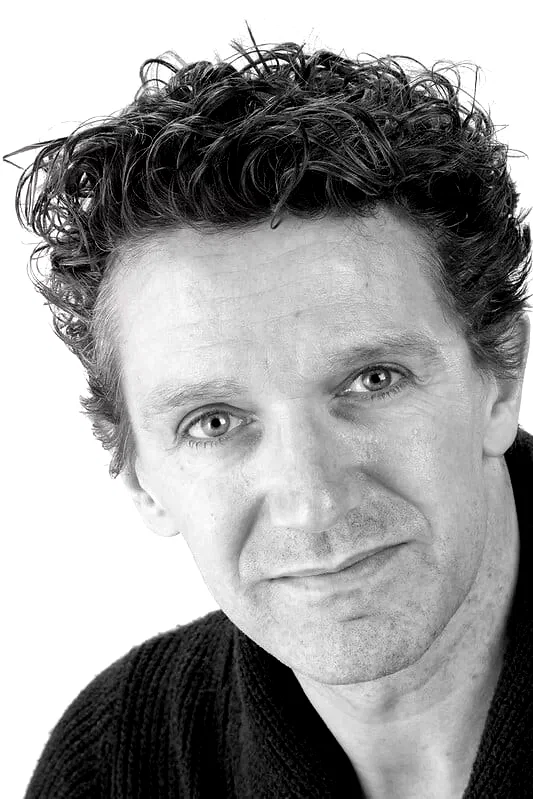  Gary Avis