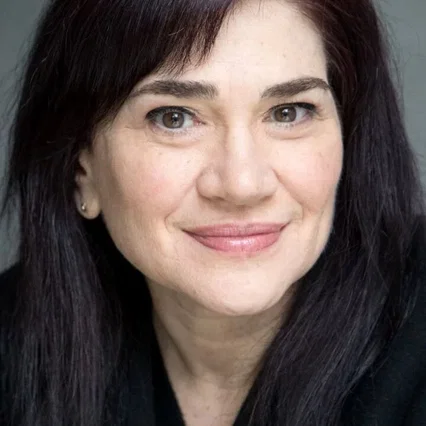  Karen-Eileen Gordon