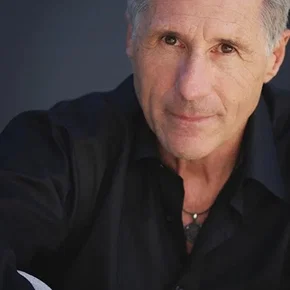 Photo star :  Rick Avery