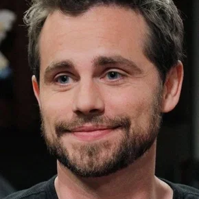 Photo star : Rider Strong
