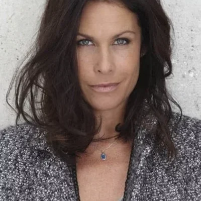 Astrid Veillon