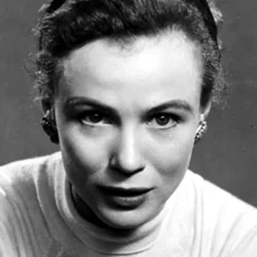 Photo star :  Frances Hyland