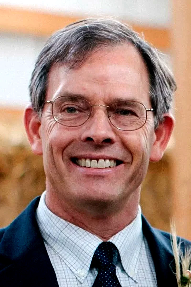 Michael Sharrett
