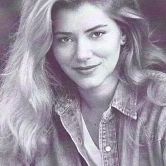  Alisa Christensen