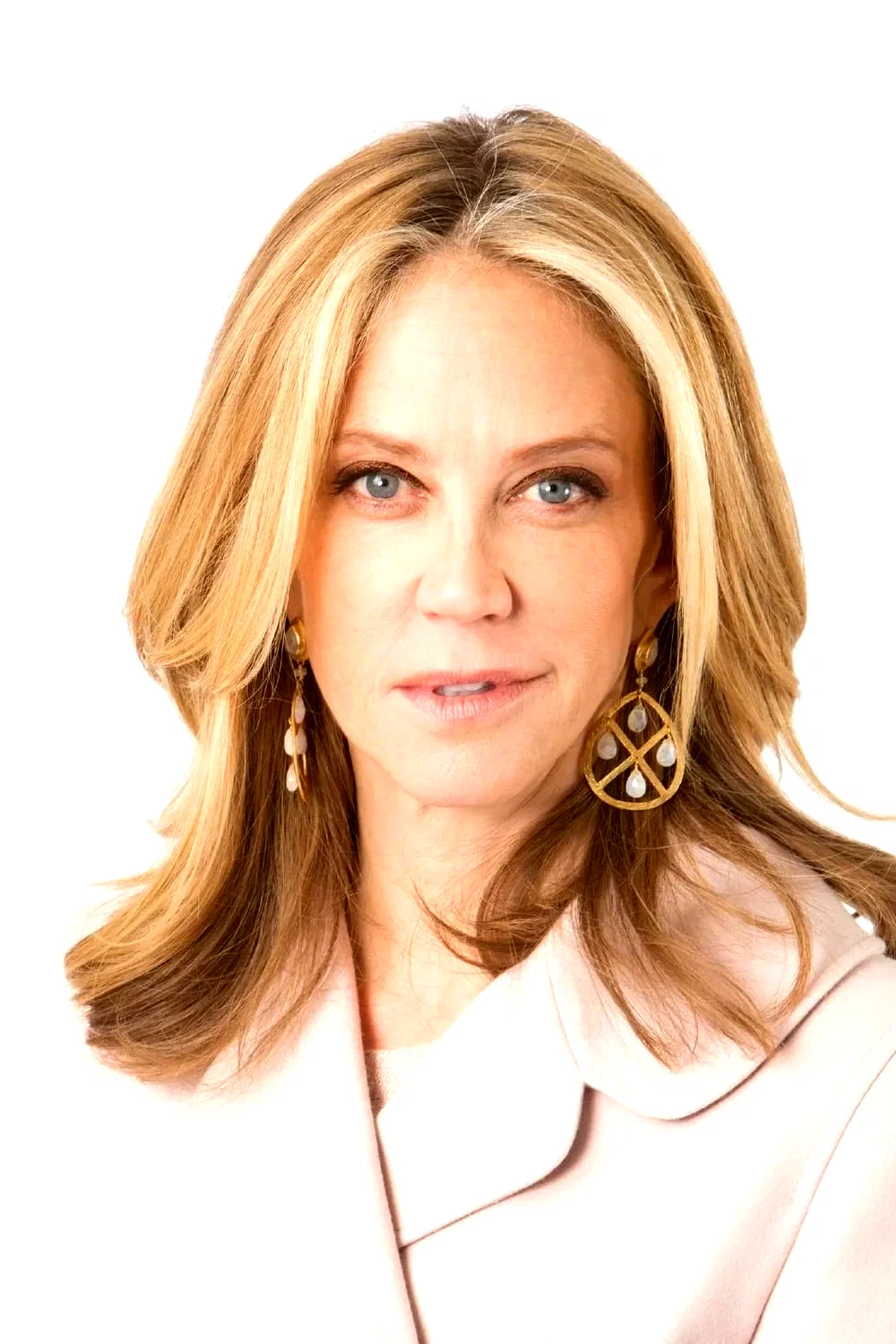 Ally  Walker