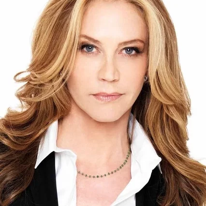 Ally  Walker