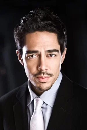 Zak Santiago photo