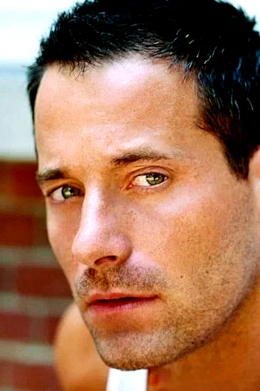 Johnny Messner