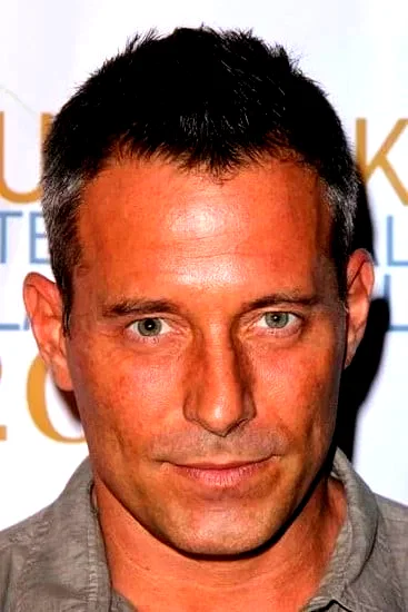 Johnny Messner