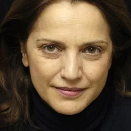 Pauline Macia