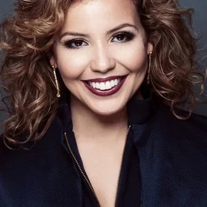 Photo star : Justina Machado