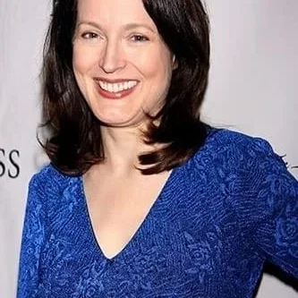  Dee Nelson