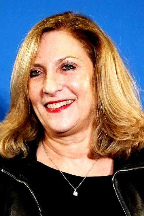  Lesli Linka Glatter