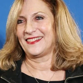 Photo star :  Lesli Linka Glatter