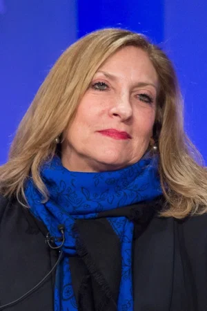  Lesli Linka Glatter photo