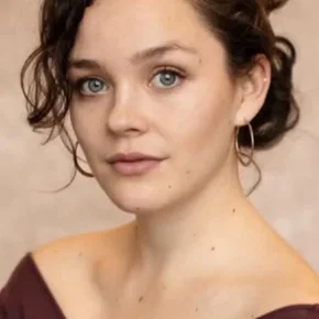 Photo star :  Brooke Lena Johnson
