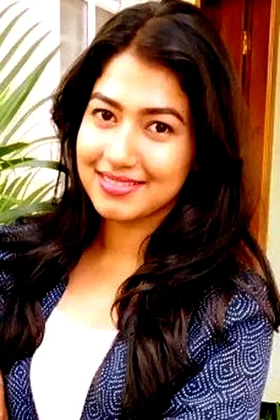  Grace Antony