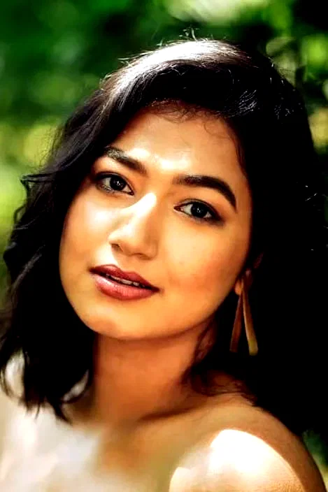  Grace Antony