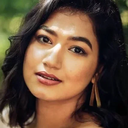  Grace Antony