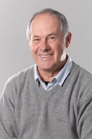  Santi Ugalde photo