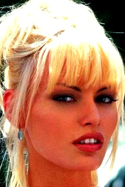 Anita Blond