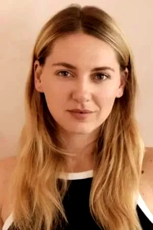  Charlotte Deniel