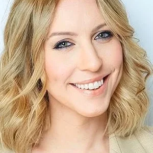 Nicole Gibson