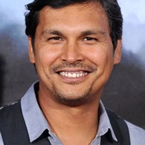 Photo star : Adam Beach