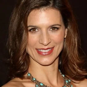 Photo star : Perrey Reeves