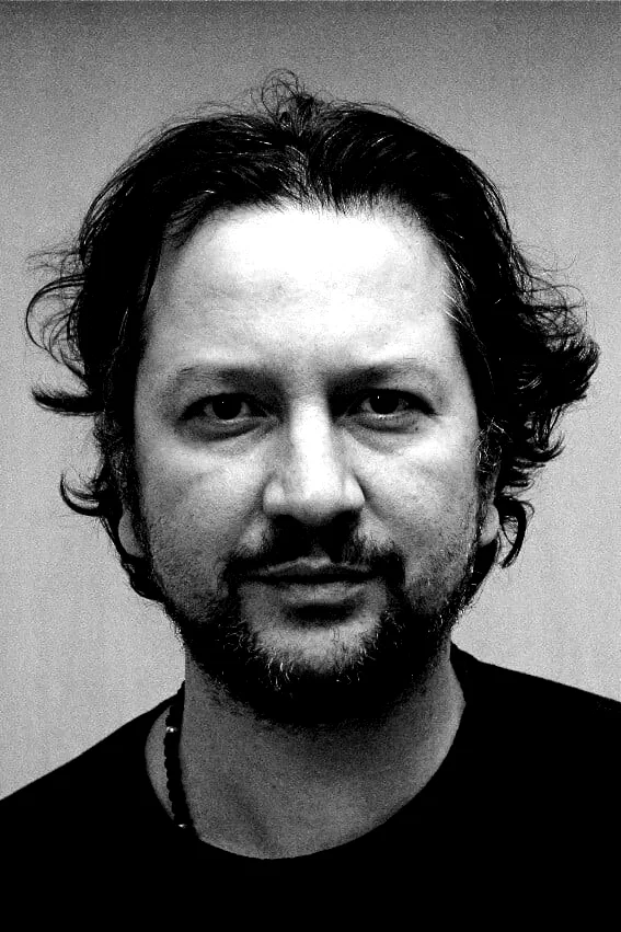  Sebastian Gutierrez