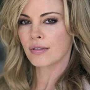 Photo star : Chandra West