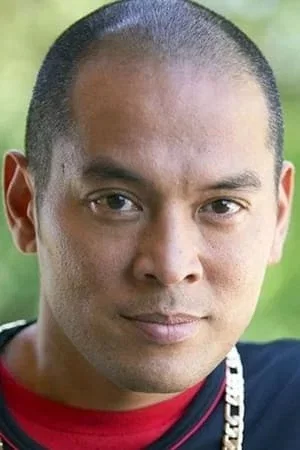  Von Flores