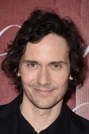 Christian  Camargo