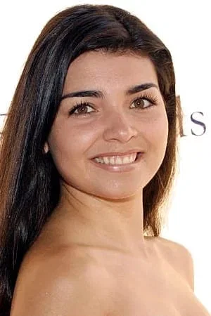  Ara Celi photo