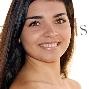 Photo star :  Ara Celi
