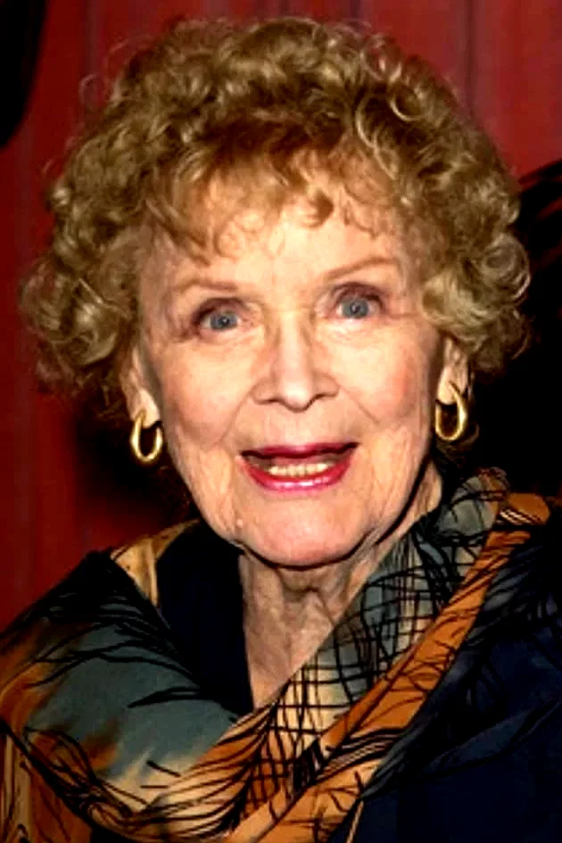 Gloria Stuart