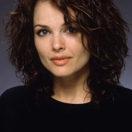 Dina Meyer