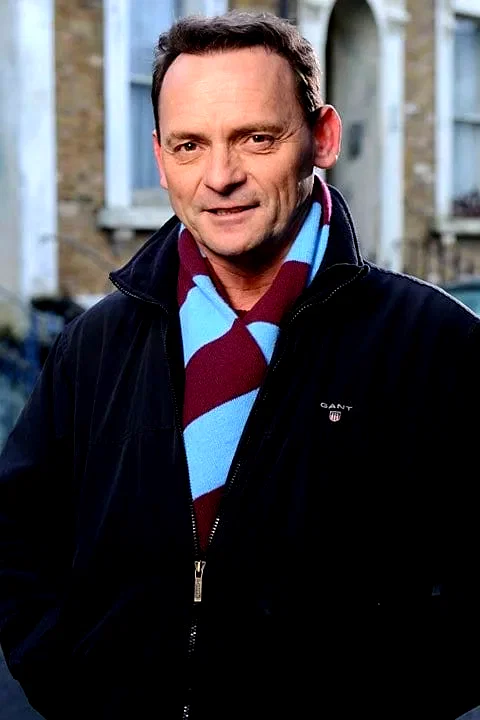  Perry Fenwick