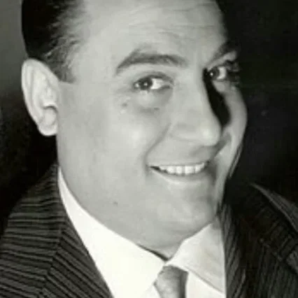  Mario Frera