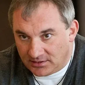 Photo star :  Николай Фоменко